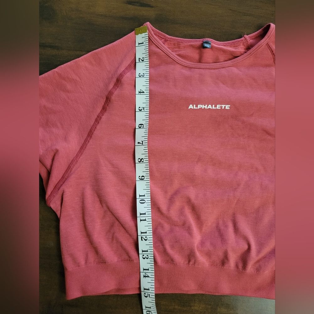 Alphalete Women's Amplify Short Sleeve Crop Top Workout Tee Red Size XXL - Picture 4 of 6